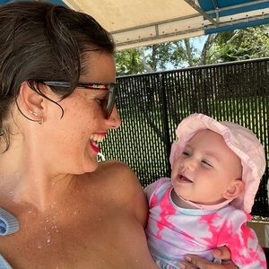 Meet your Posher, Dora